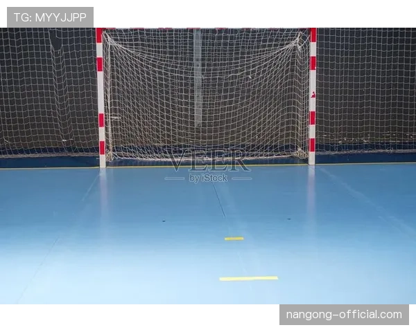 护脸手球到底算不算犯规？规则拆解关键判定标准