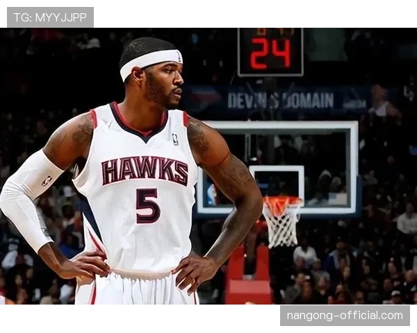 约什·史密斯强化内线突破打法提升球队关键得分效率